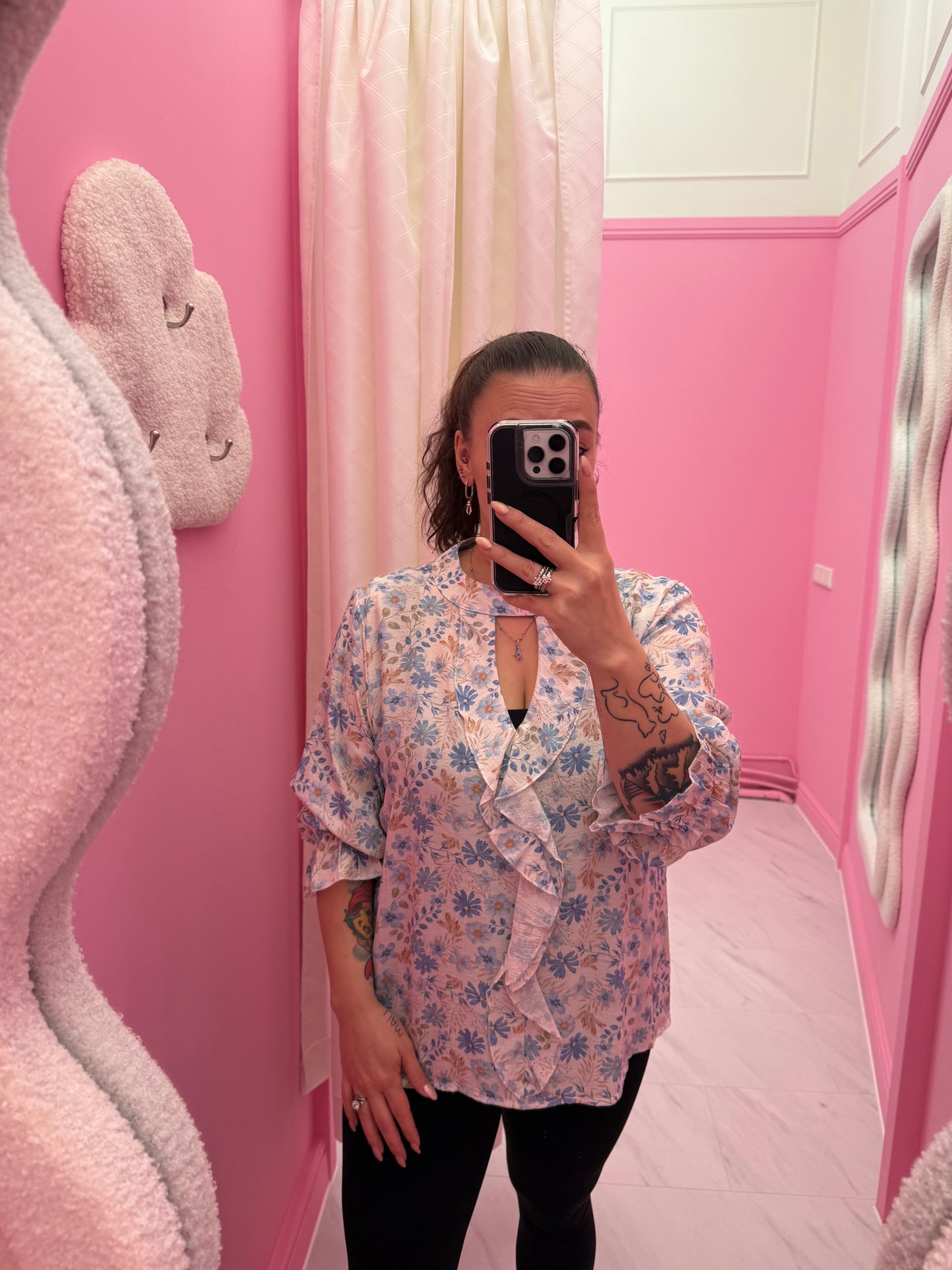 BLOUSE RUFFEL (BLAUW)
