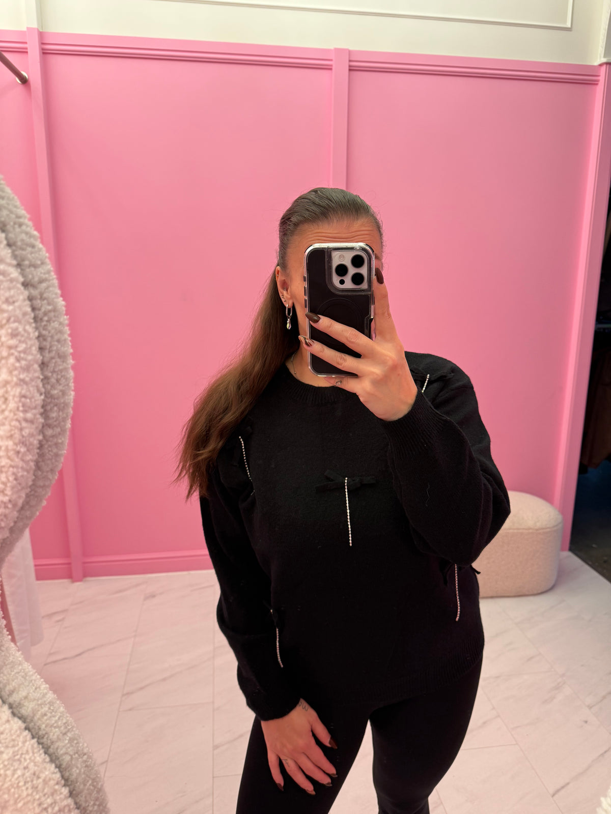 TRUI STRIKJES (BLACK)