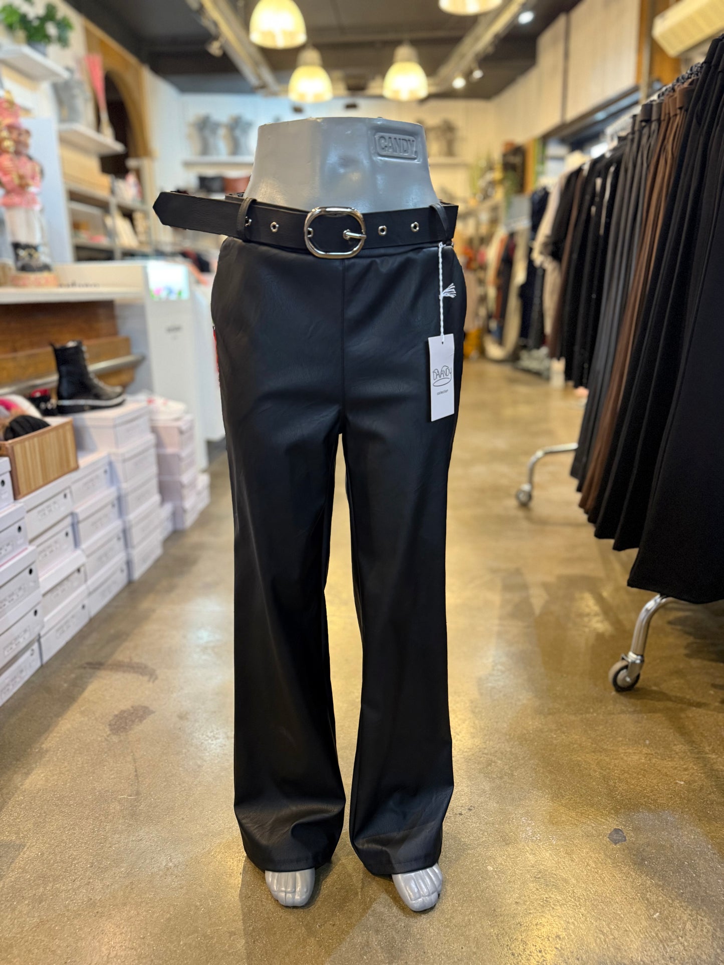 Pantalon lederlook (zwart) 0194