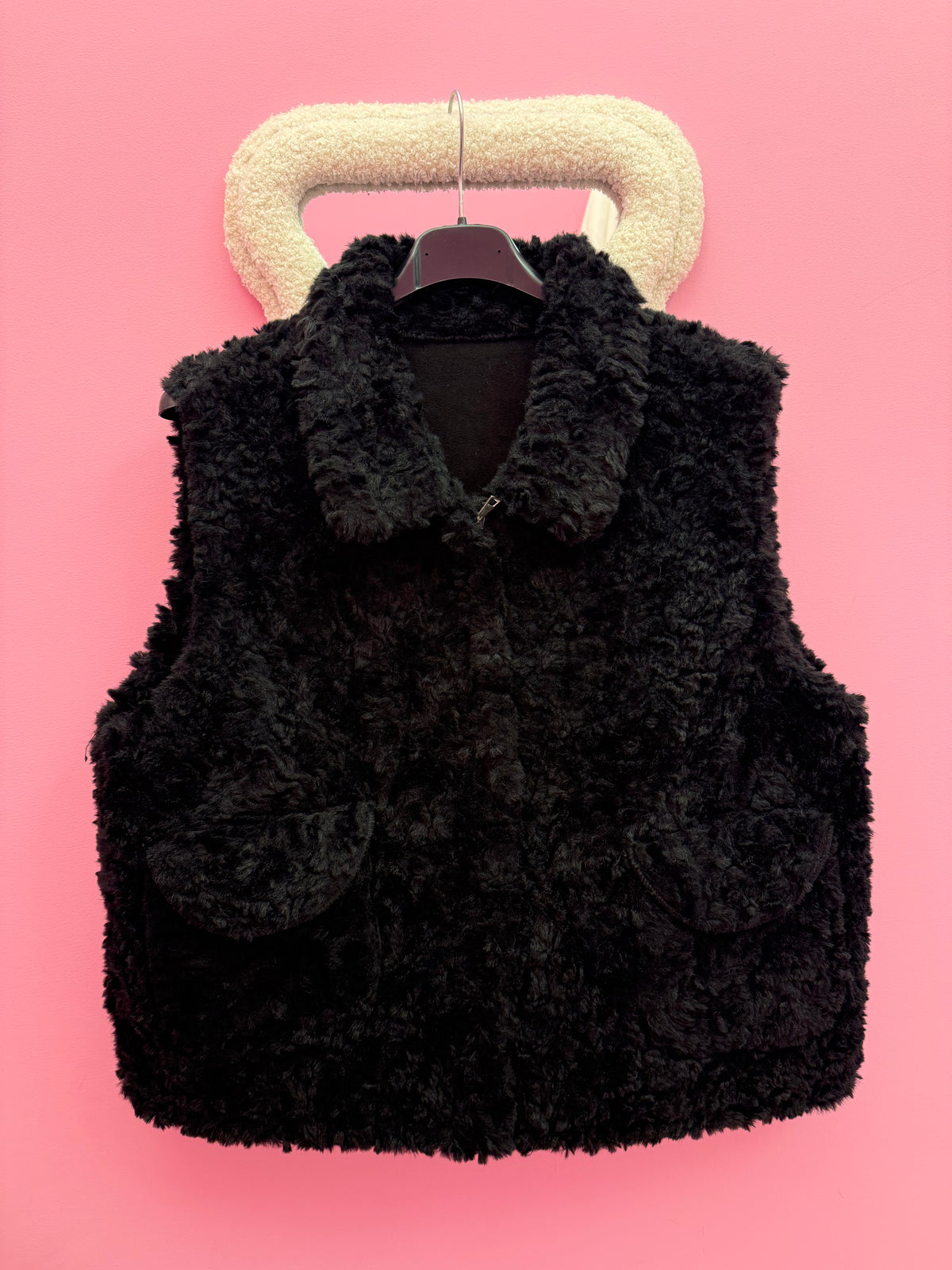 TEDDY GILET (BLACK)