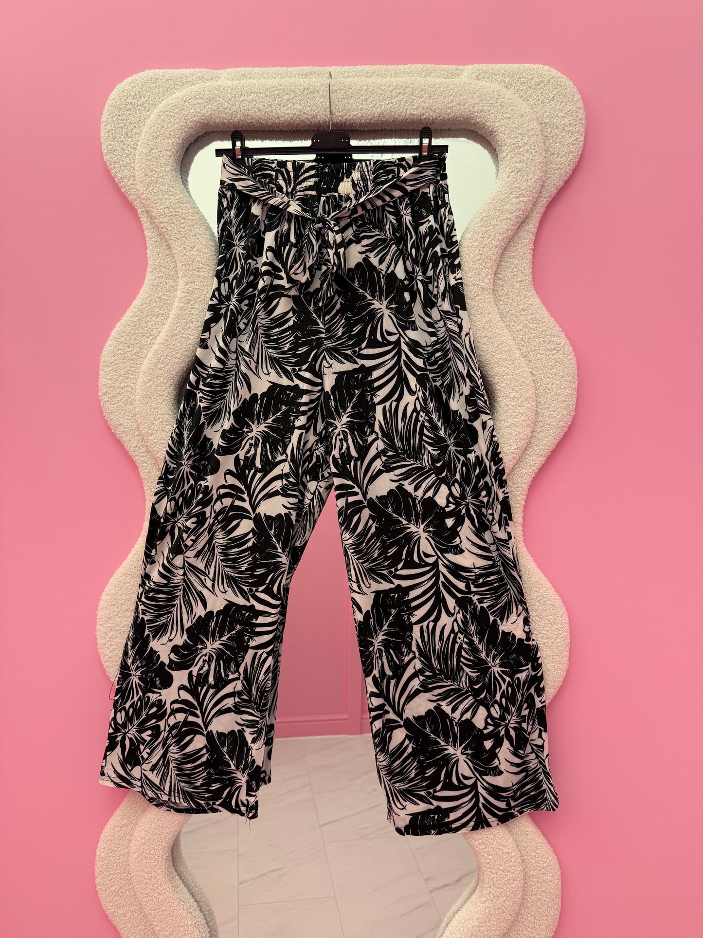 E2238-93 MAGIC PANTS (ZWART)