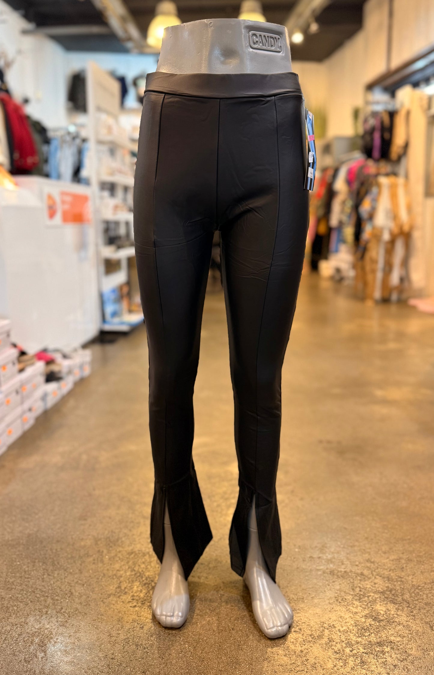 Lederlook legging met split 0153