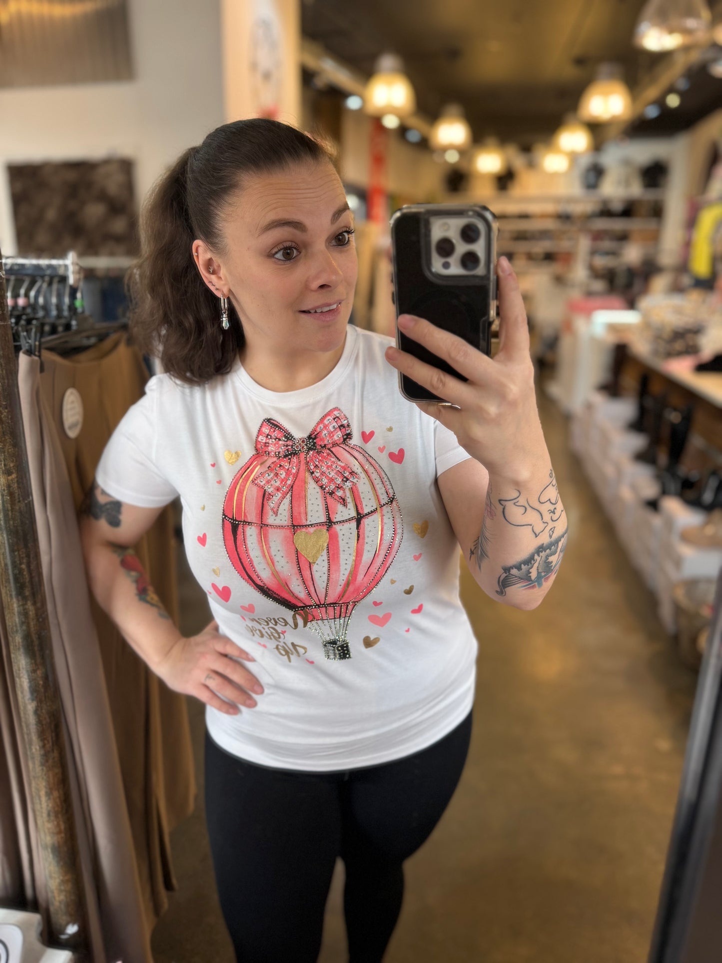 T-SHIRT NEVER GIVE UP (WIT/ROZE)