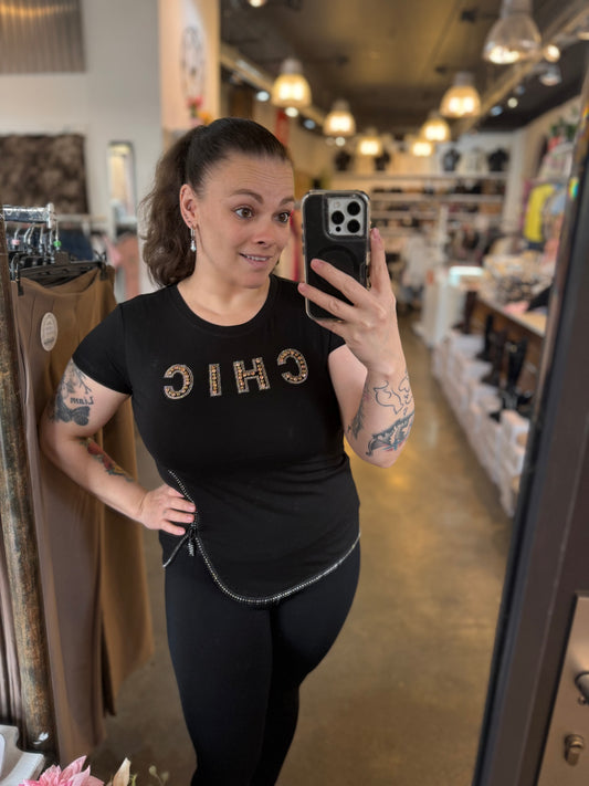 T-SHIRT CHIC (ZWART)