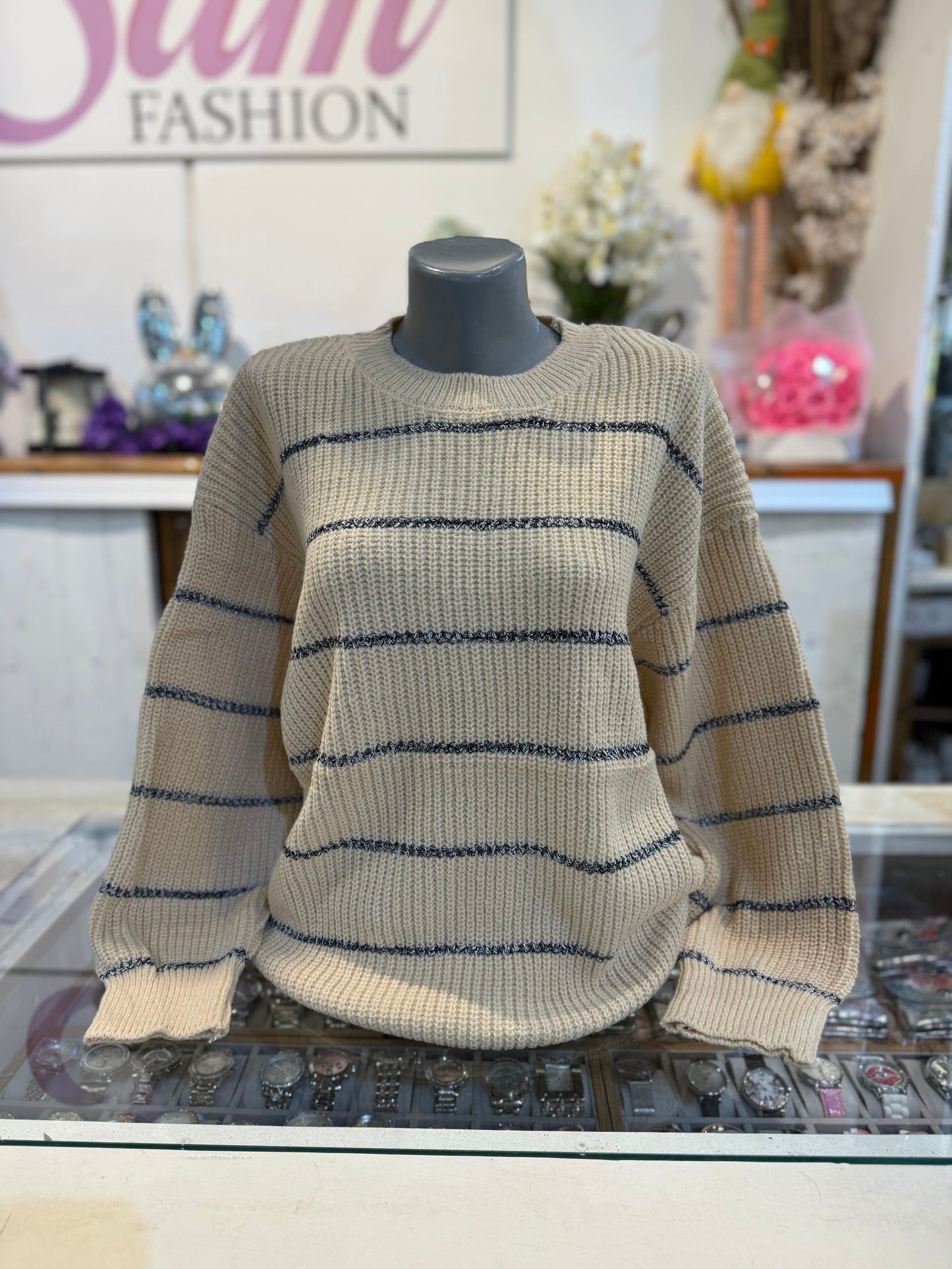 Trui beige - zilveren streep