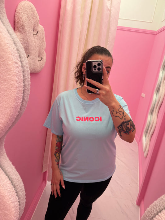 T-SHIRT ICONIC (BLAUW)