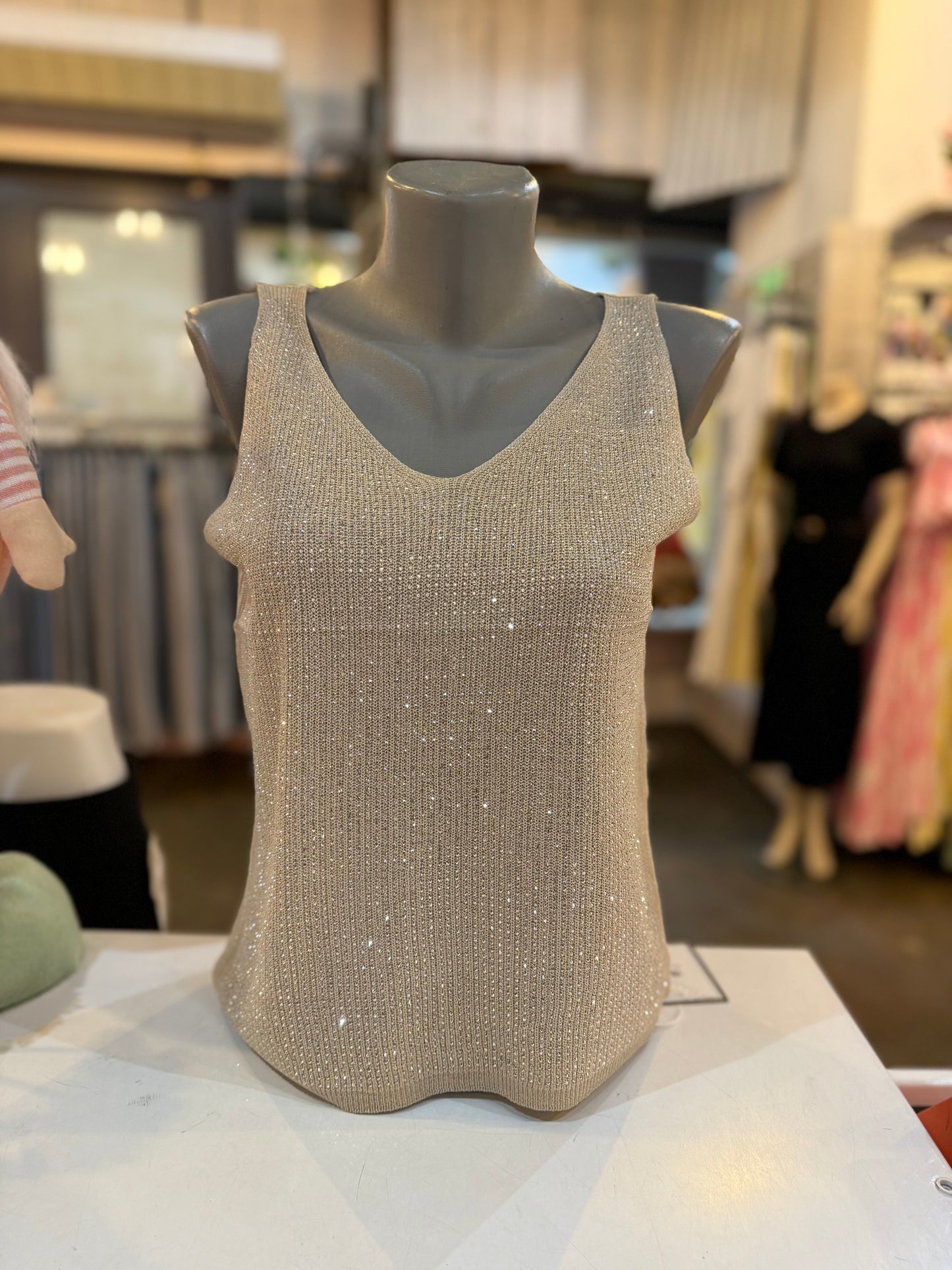 TOP BLINGBLING V-HALS (CAMEL)