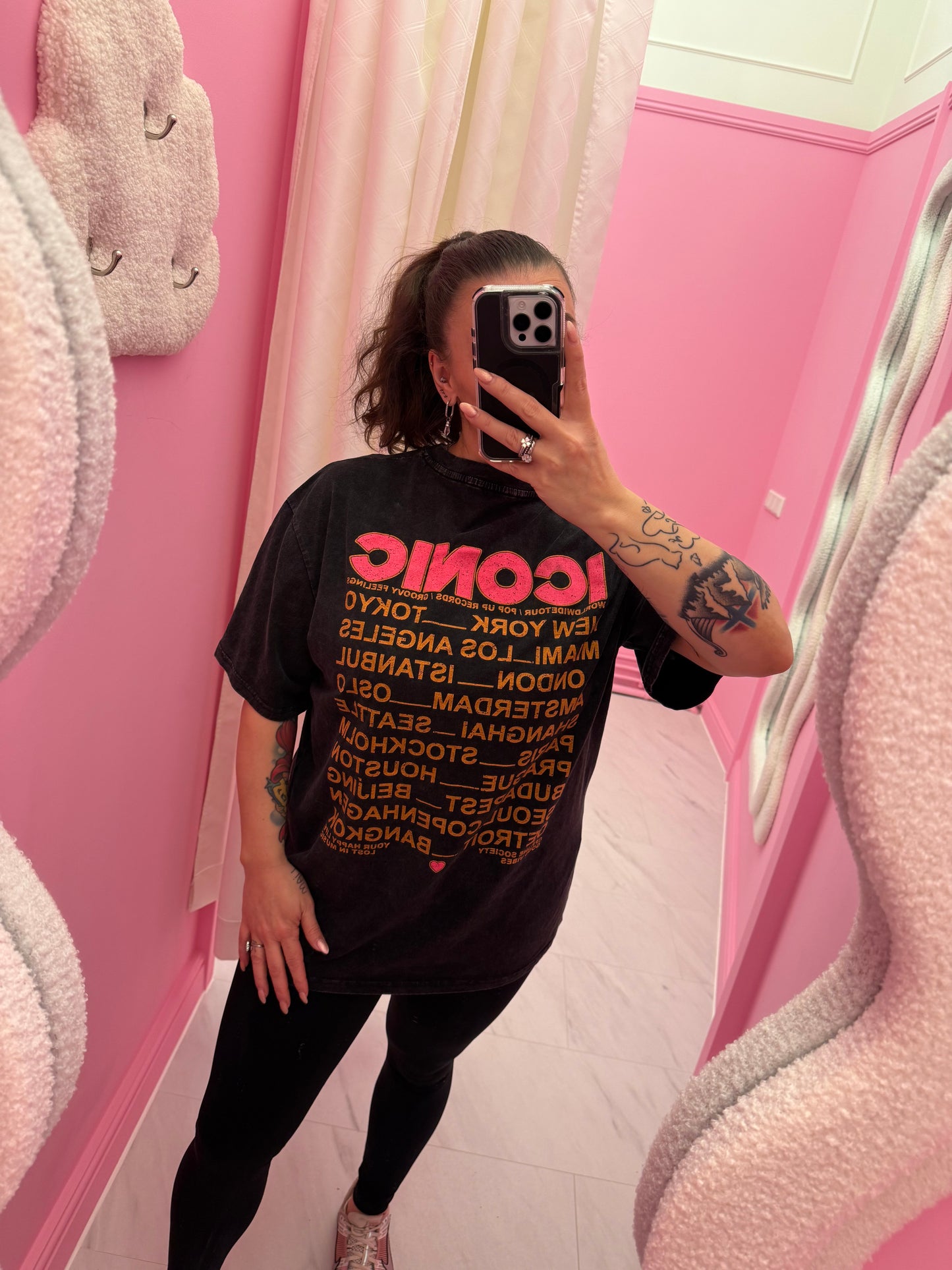 T-SHIRT ICONIC (DONKERGRIJS)