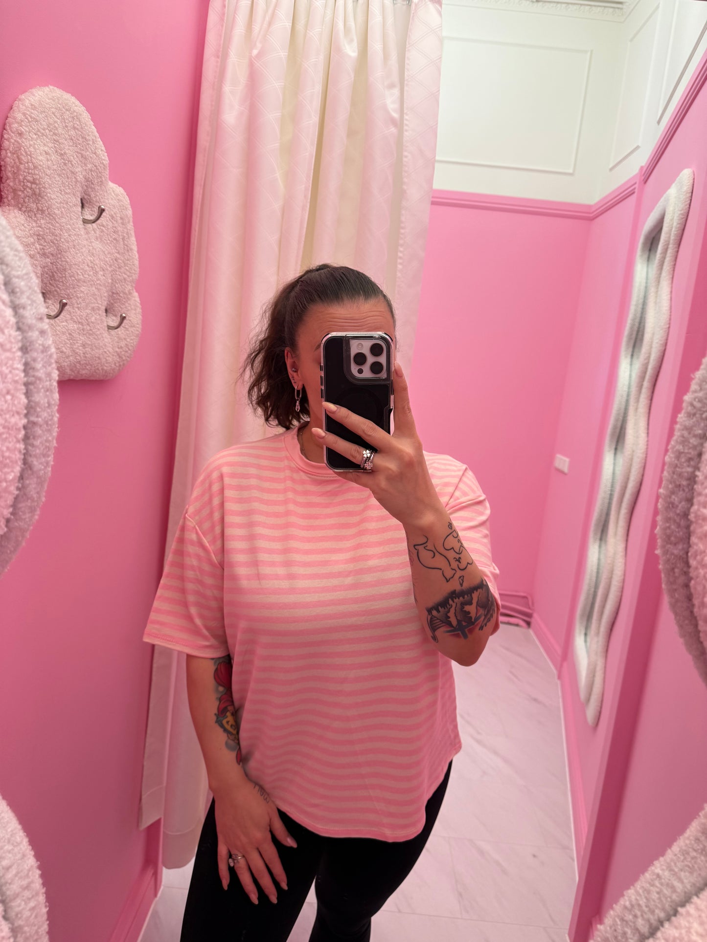 T-SHIRT GESTREEPT (ROZE)