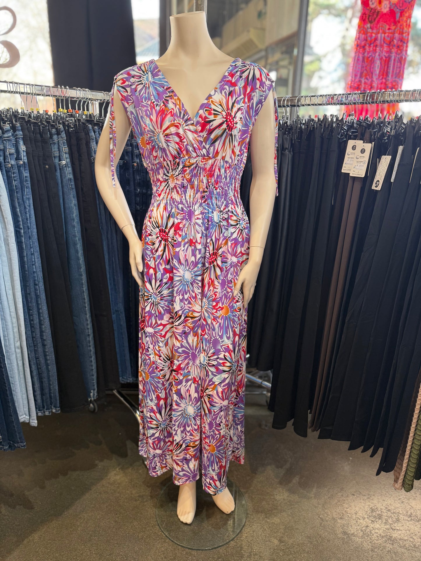 ICONIC DRESS 21