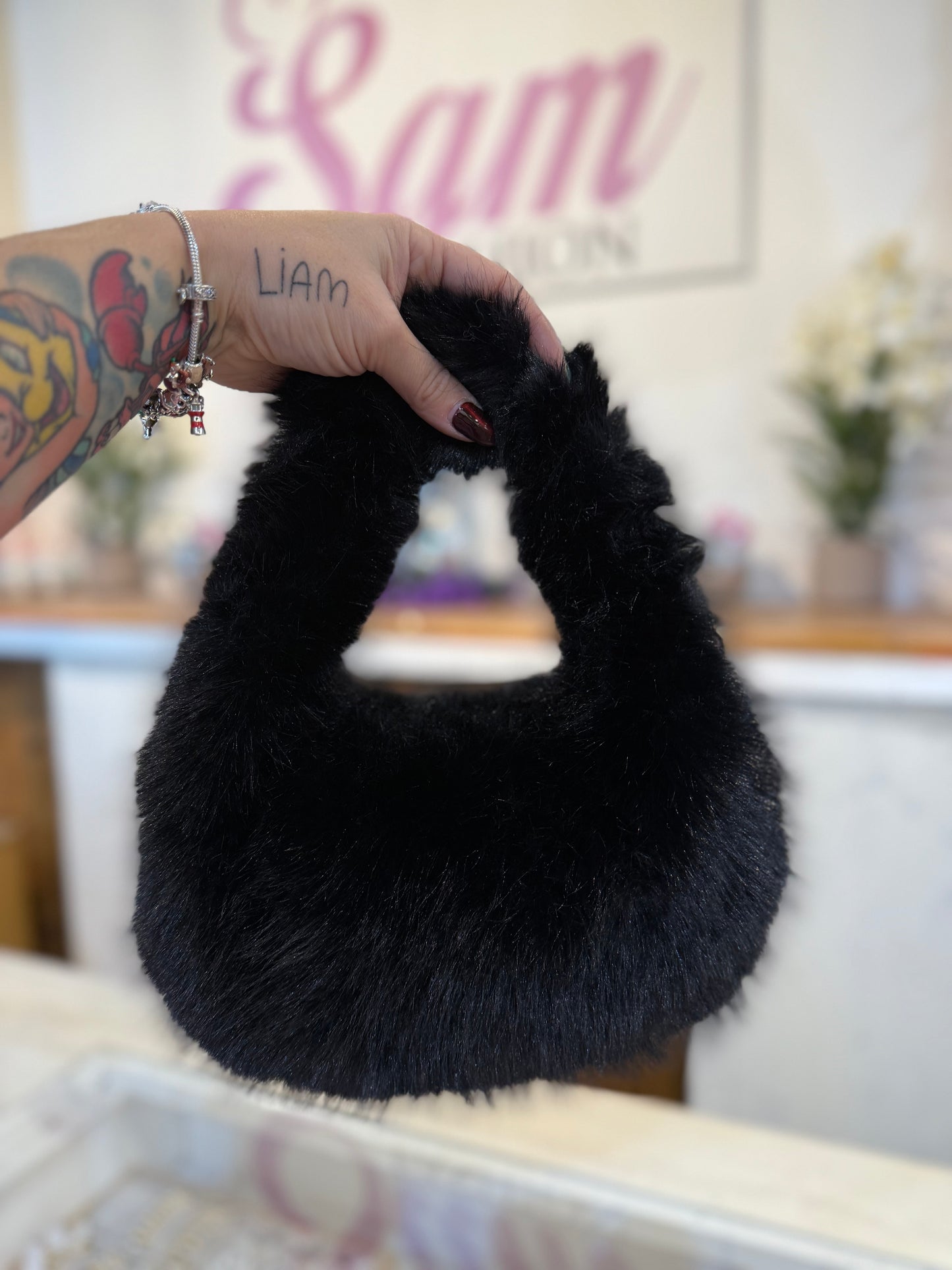 Handtas bont (zwart)