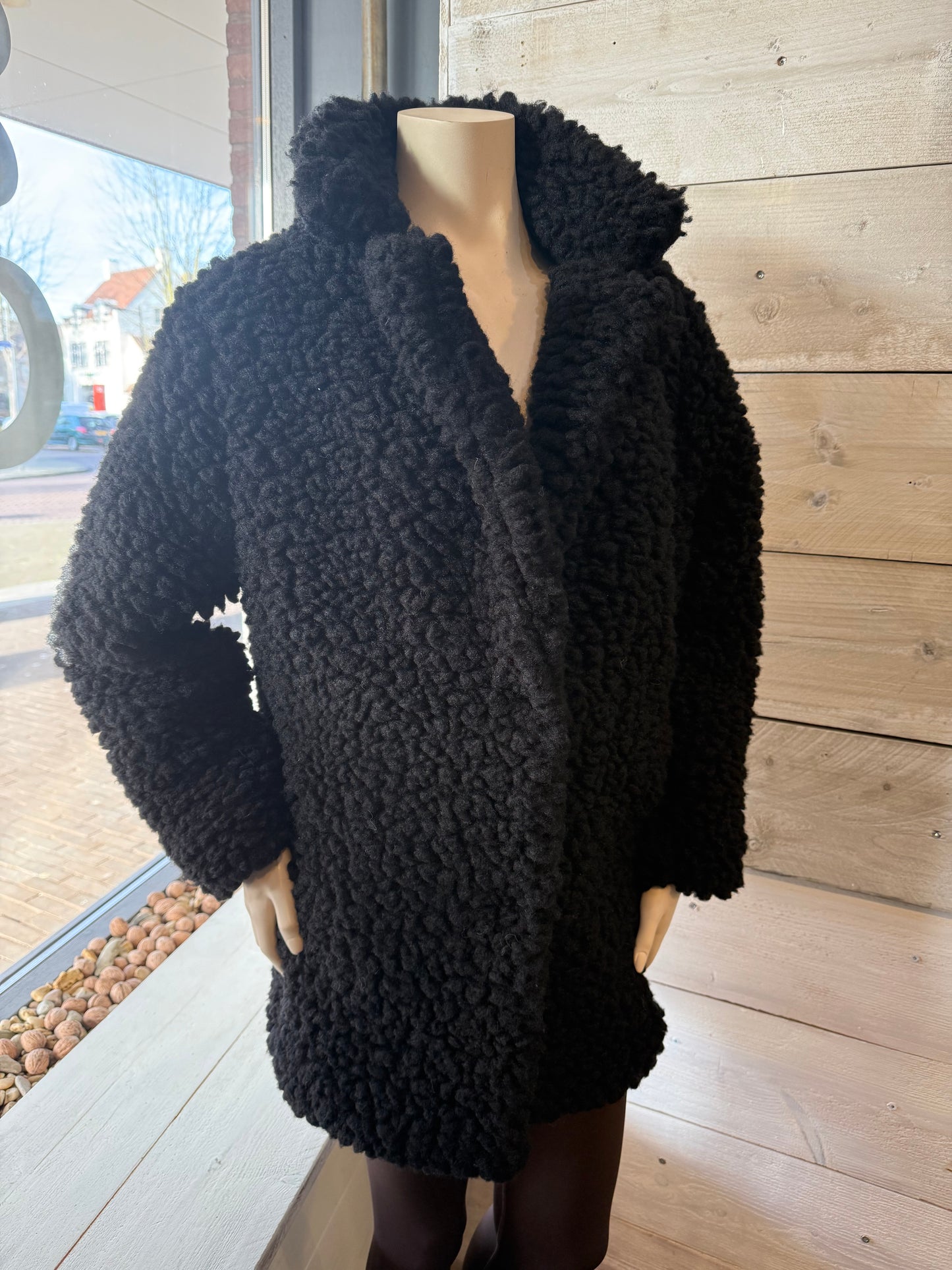 Fluffy bontjas (zwart) 0005