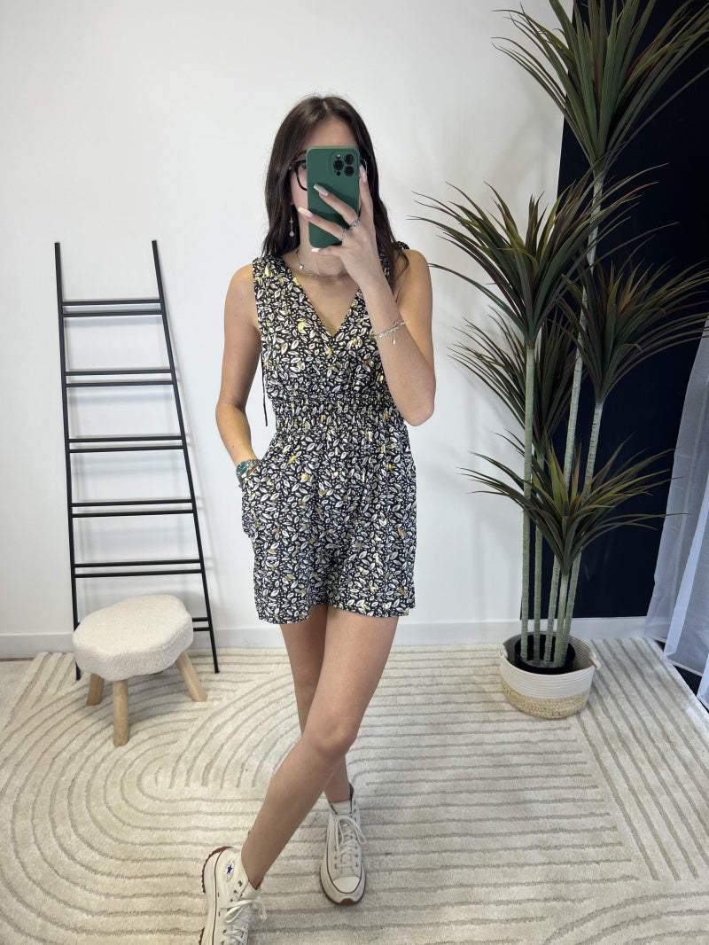 028-31 MAGIC PLAYSUIT (BLACK)