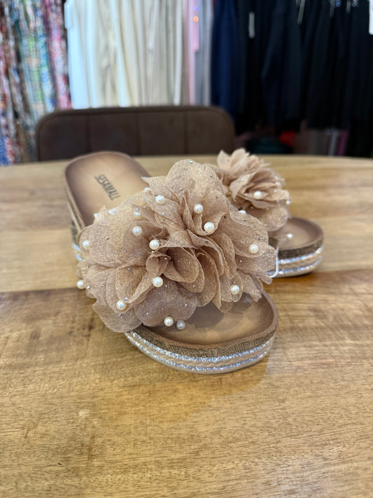 SLIPPER BLOEM/PAREL (BEIGE)