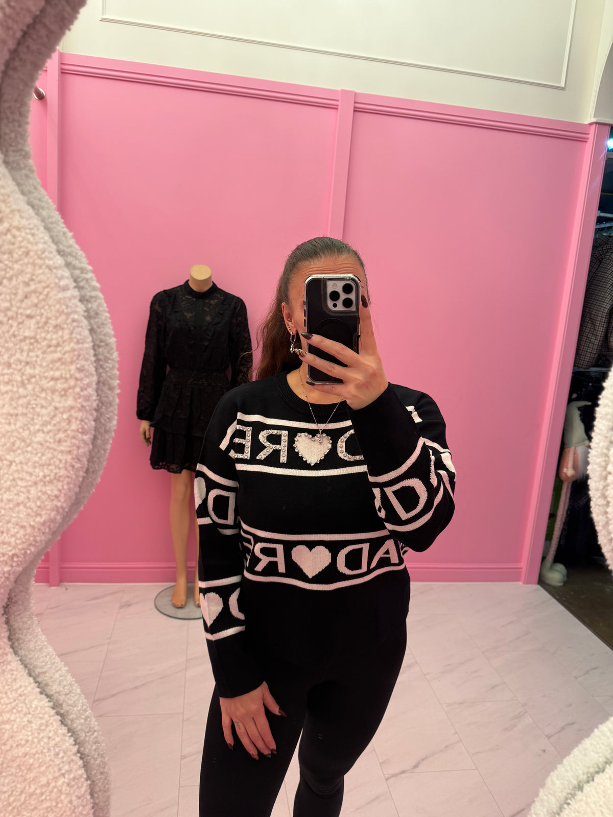 TRUI JAD🩷RE (BLACK)