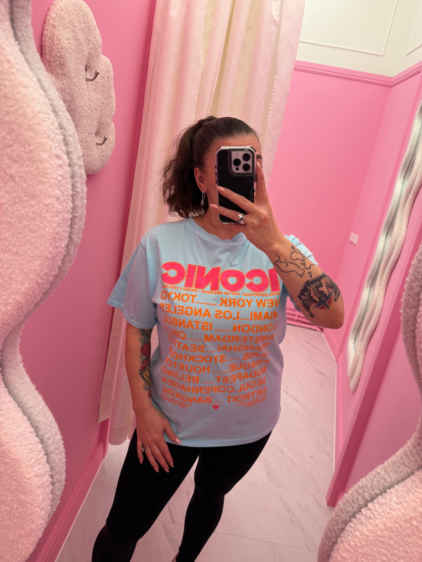 T-SHIRT ICONIC (BLAUW)