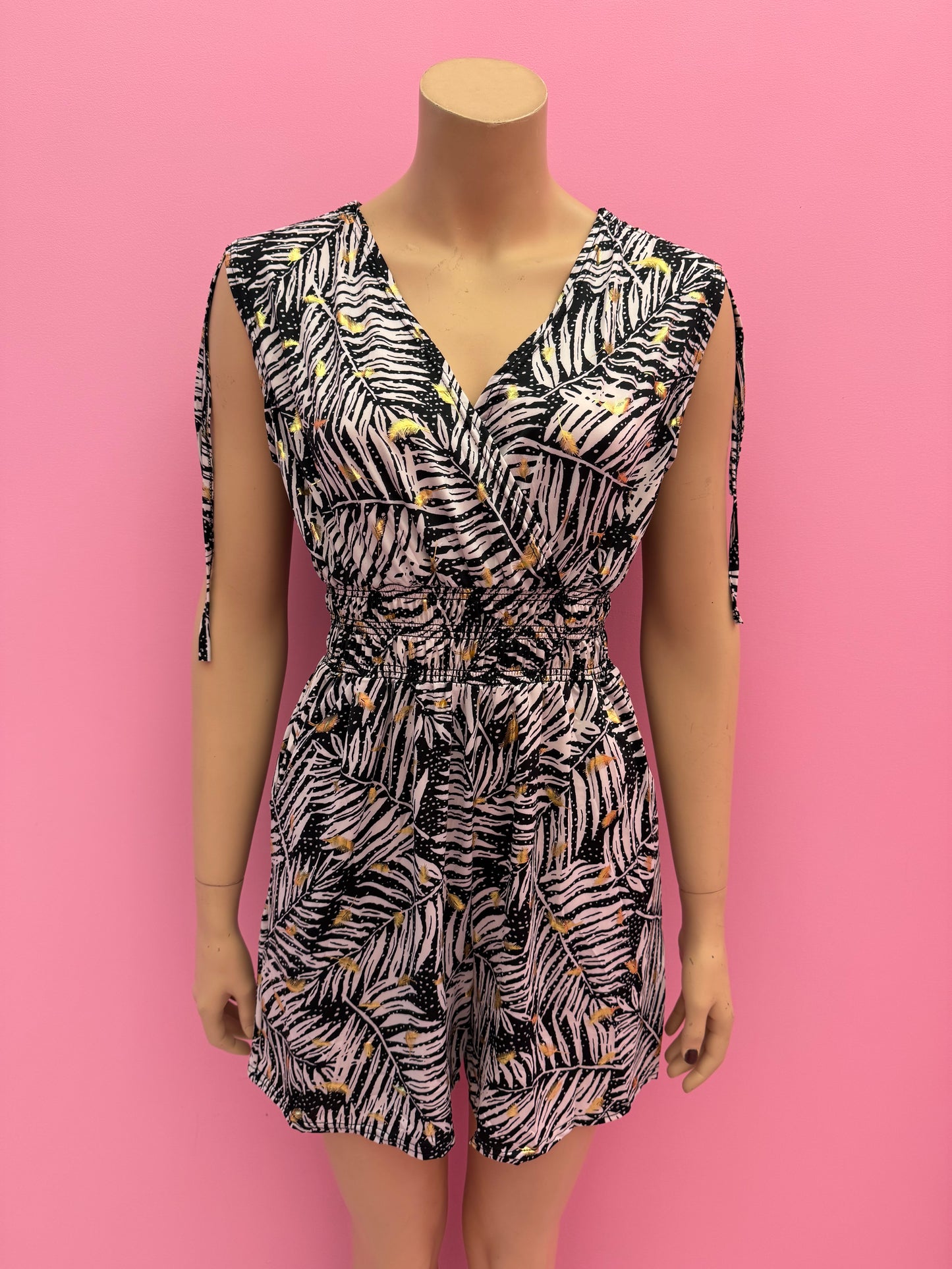 028-29 MAGIC PLAYSUIT (BLACK)