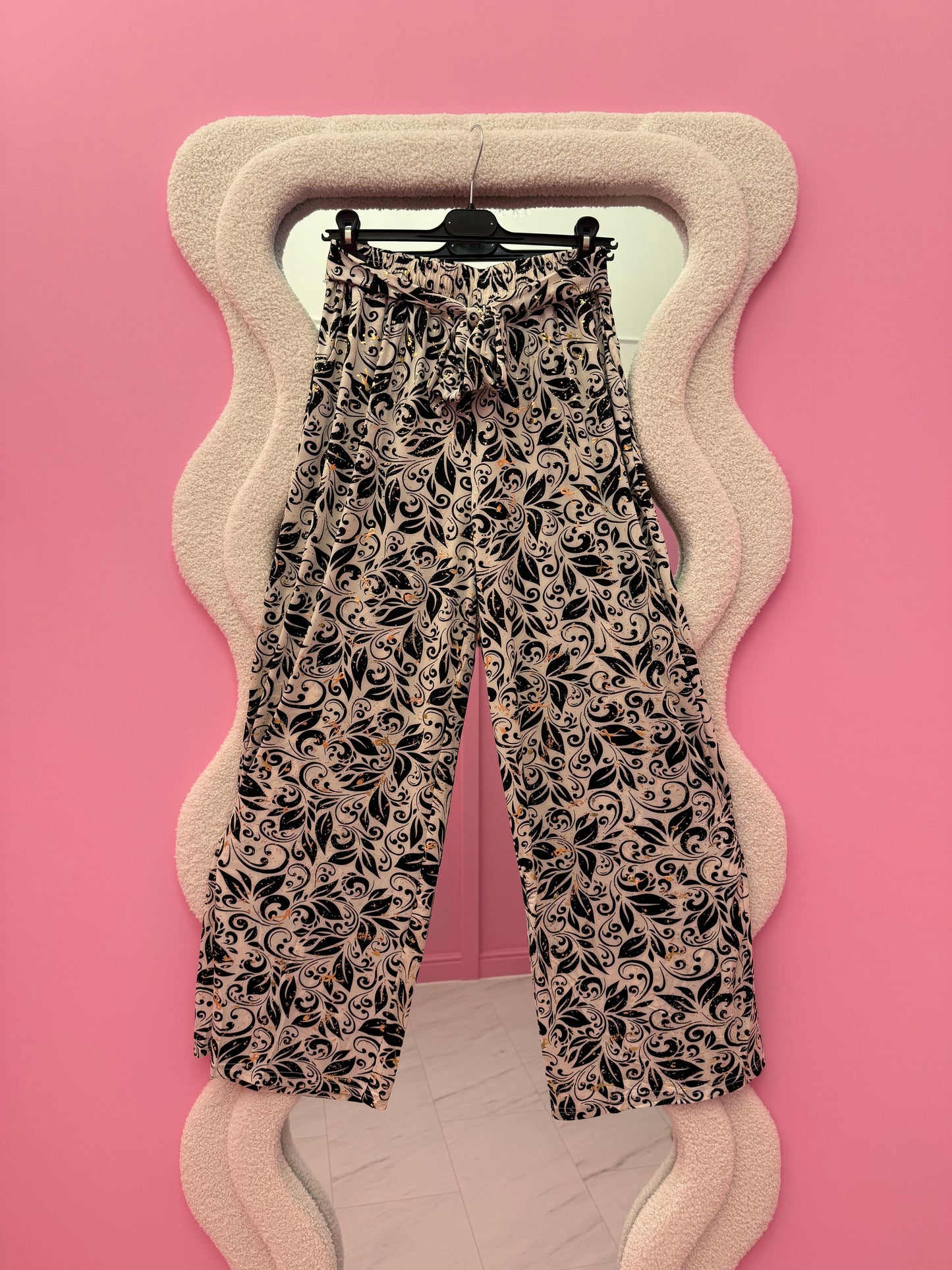 2238-83 MAGIC PANTS (BLACK)