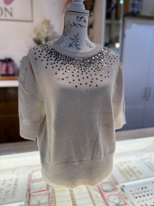 T-SHIRT MET GLITTER BLOEMETJES (BEIGE)