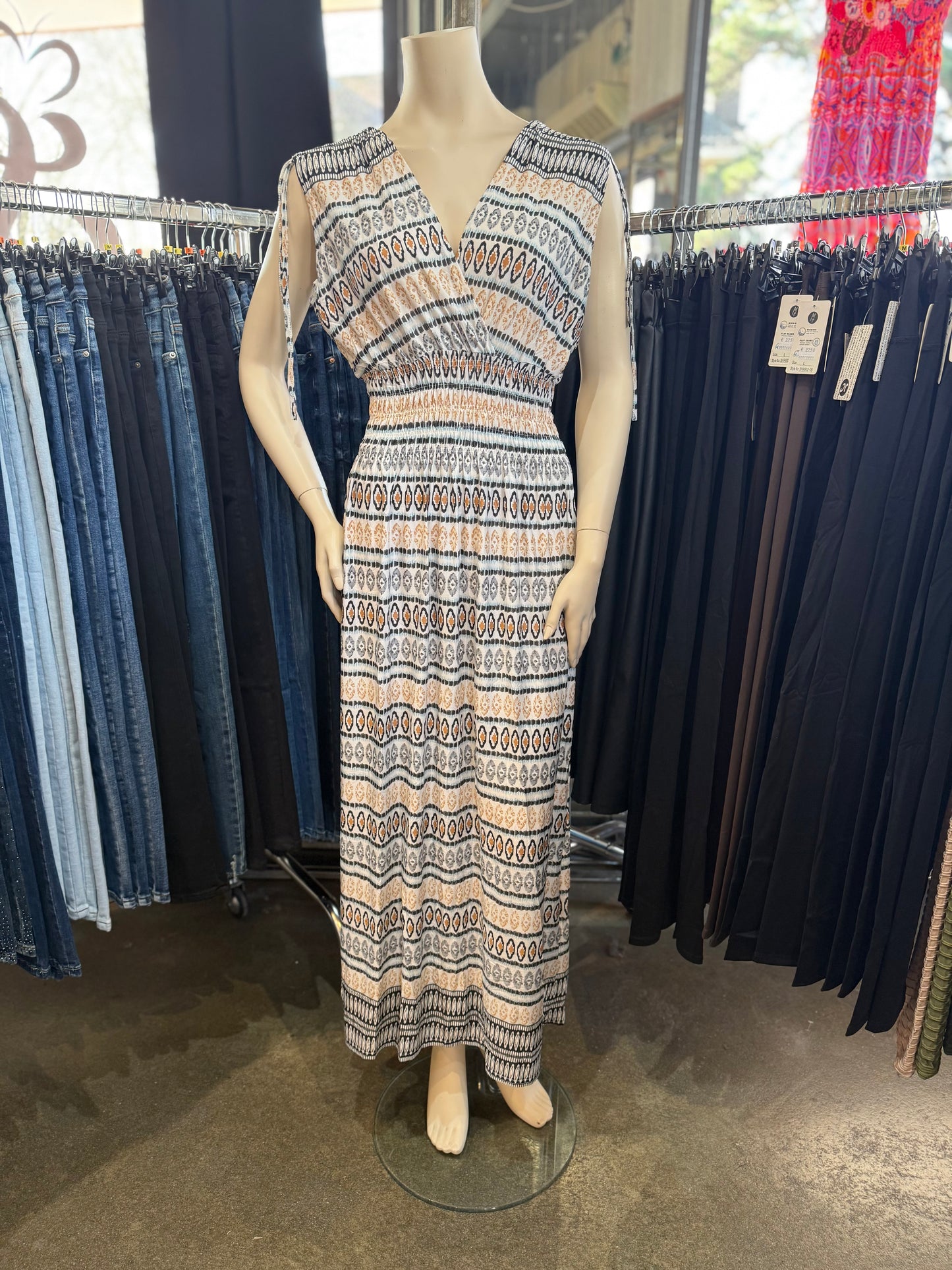 ICONIC DRESS 30