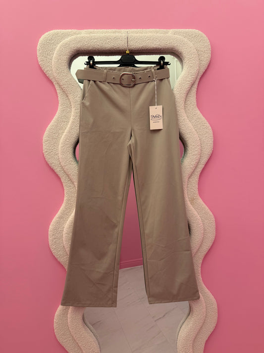 BROEK MET RIEM (TAUPE)
