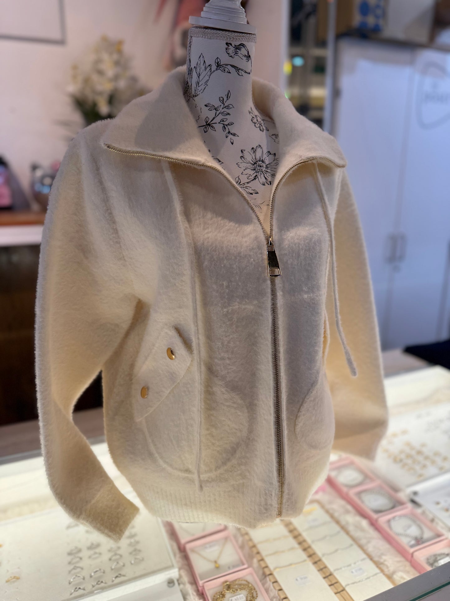 VEST (BEIGE)