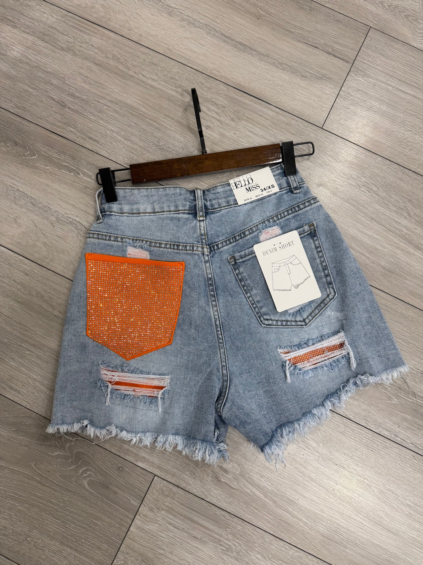 VIRAL POCKET JEANS SHORT 🧡