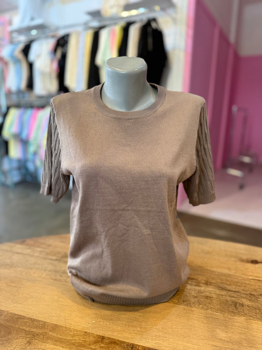 TOP SAMAN KORTE MOUW (TAUPE)