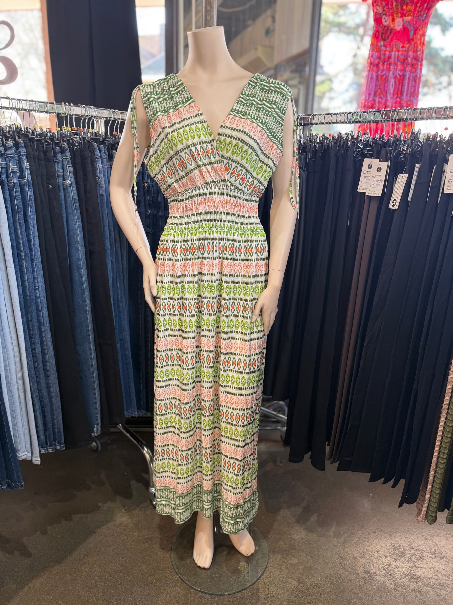 ICONIC DRESS 24