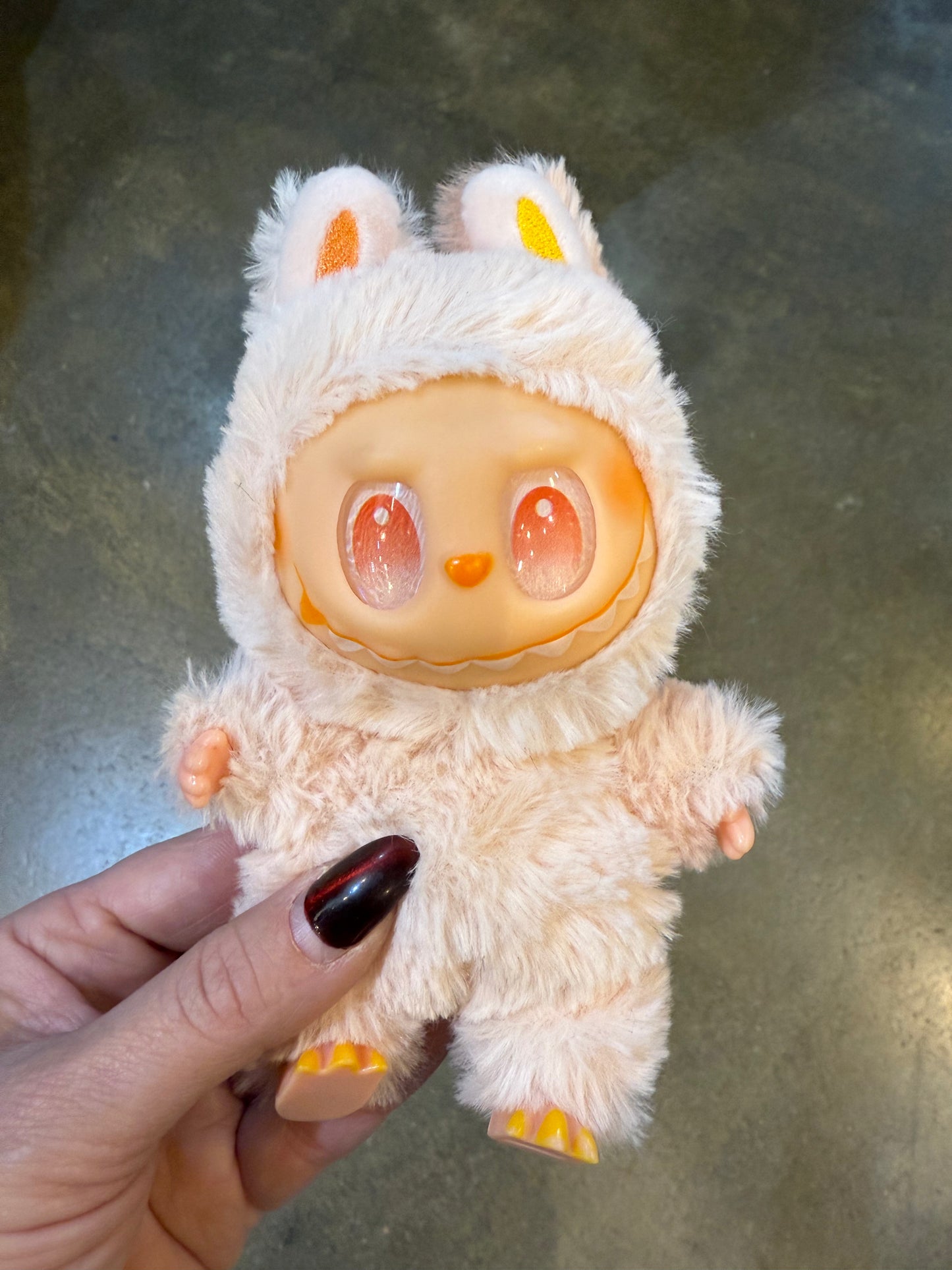 Labubu oranje (HAPPINESS)