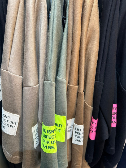 2 delige set - Life isn’t perfect but your outfit can be